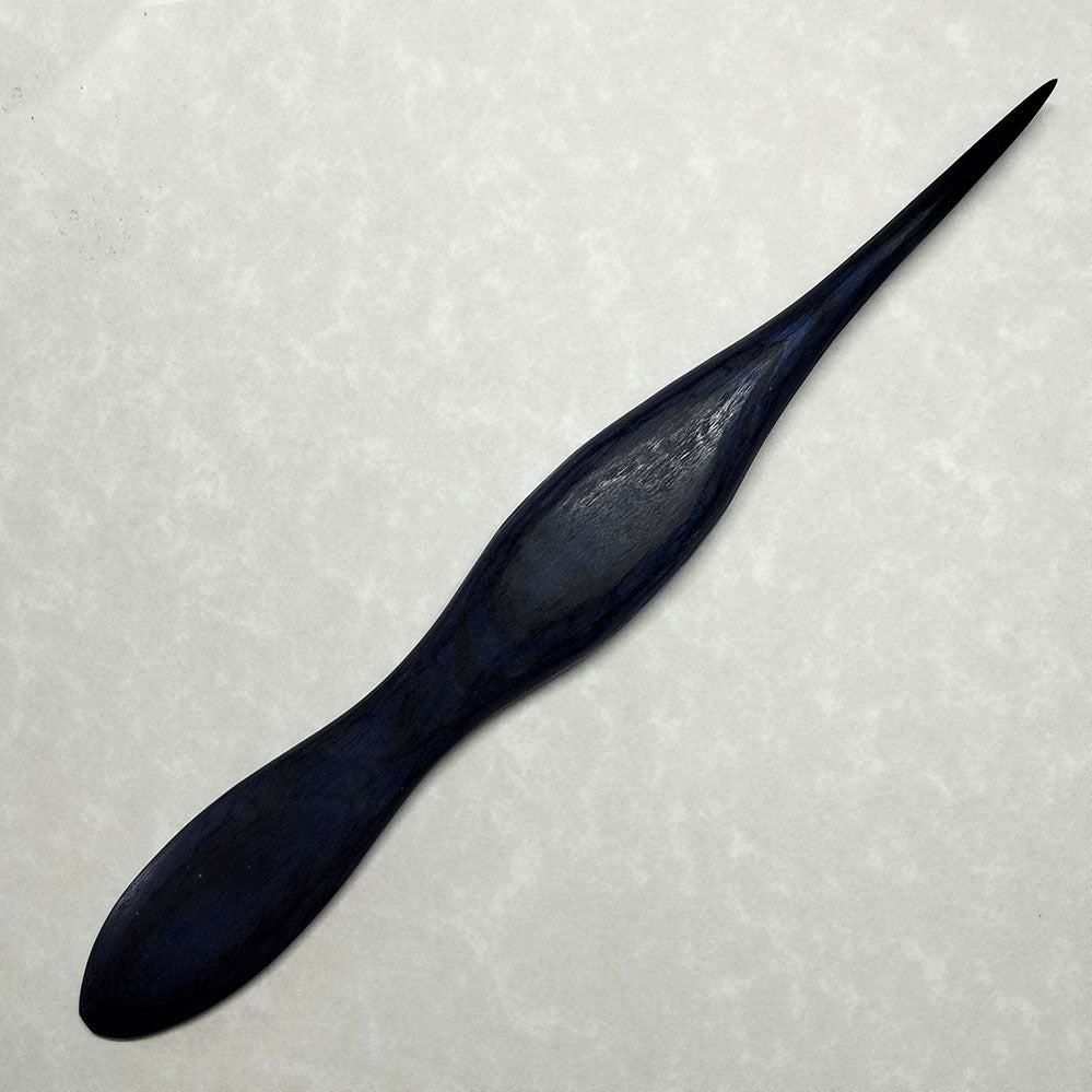 Hand-Crafted Wooden Origami Folding Tool (black / blue 1) | Limited Edition