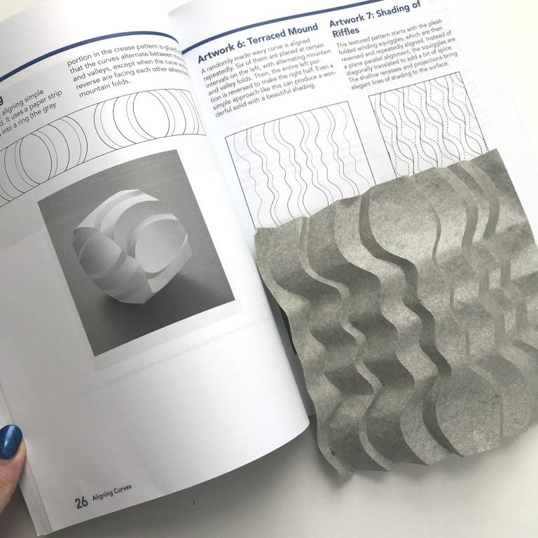 Curved-Folding Origami Design by Jun Mitani | Curved Crease Origami Book