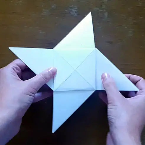 Origami paper - Folding in thirds