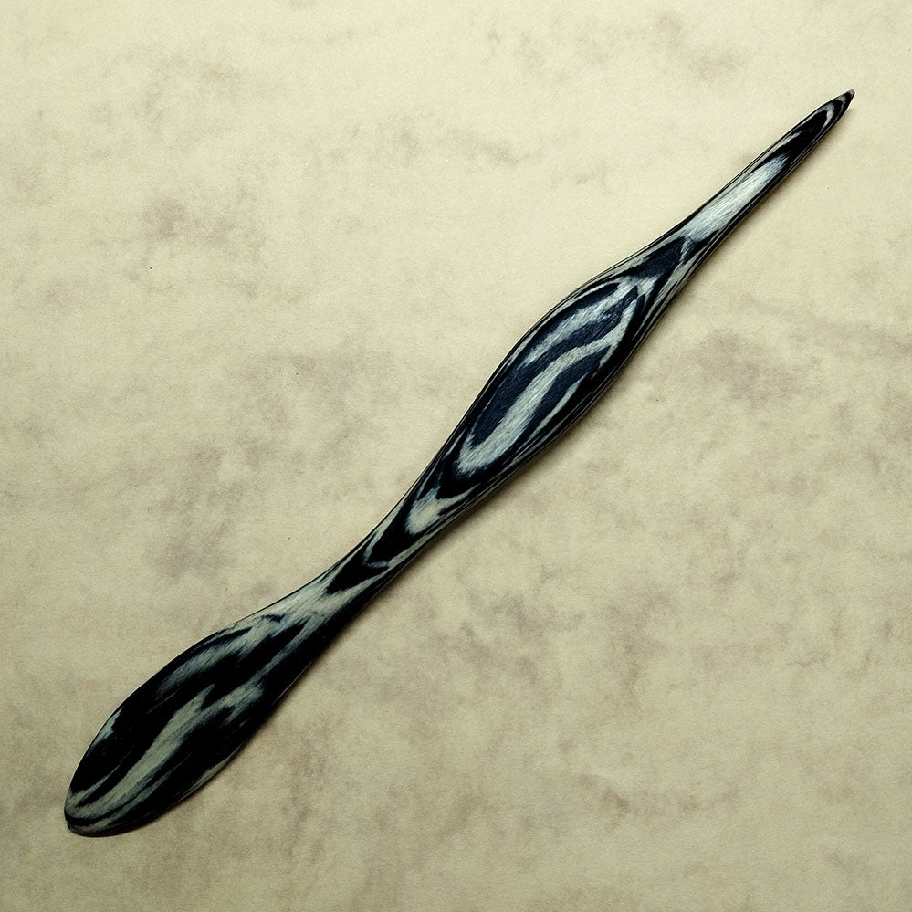 Hand-Crafted Wooden Origami Folding Tool (black/white#2) | Limited Edition